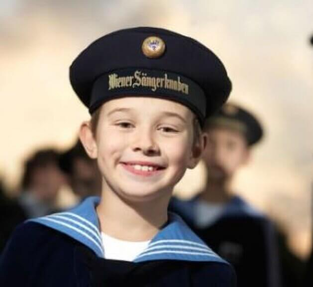 Niño cantor Viena